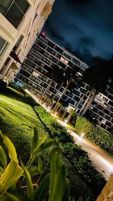 Aria Ocean: Property views