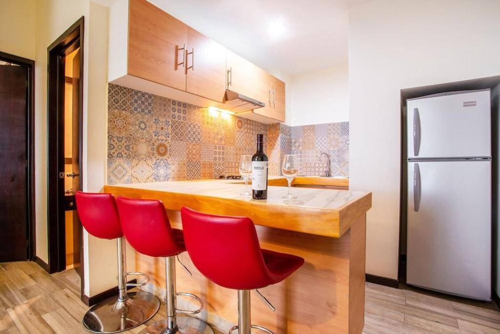 Blaze Hotel & Suite: Facility photos