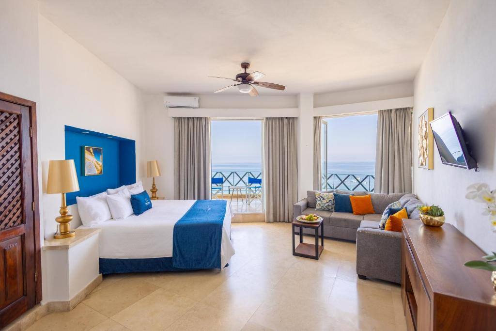 Blue Chairs Beachfront Resort: Rooms