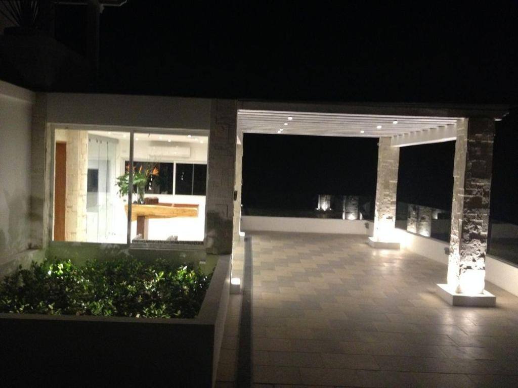 Casa Karma: Property views