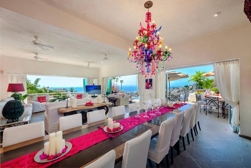 Casa Yvonneka: Food and beverages