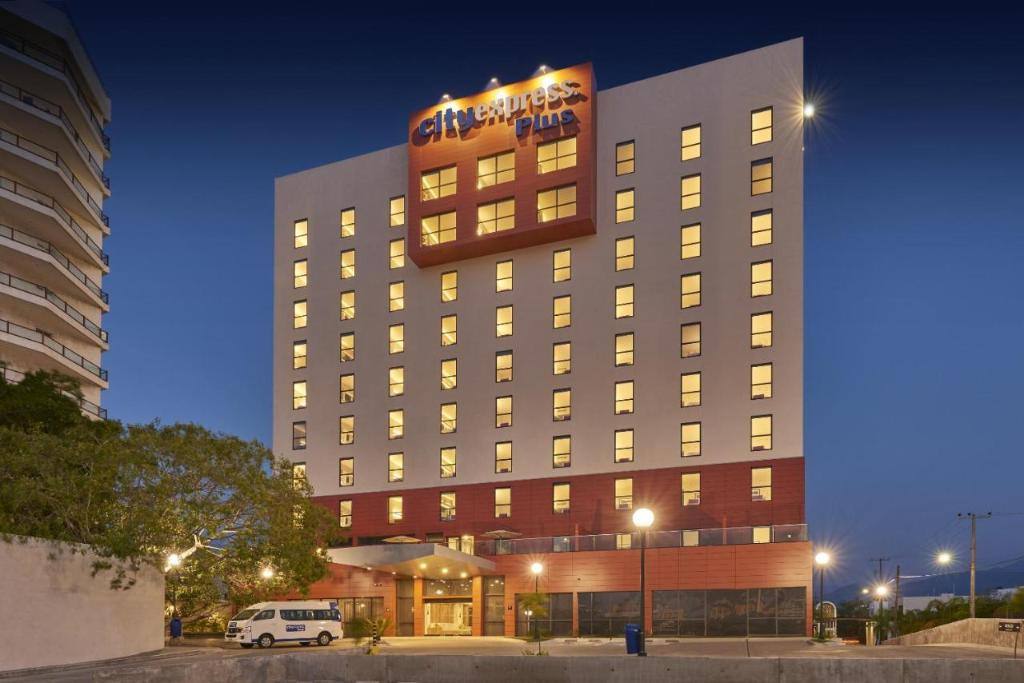 City Express Plus by Marriott Puerto Vallarta: Exterior view