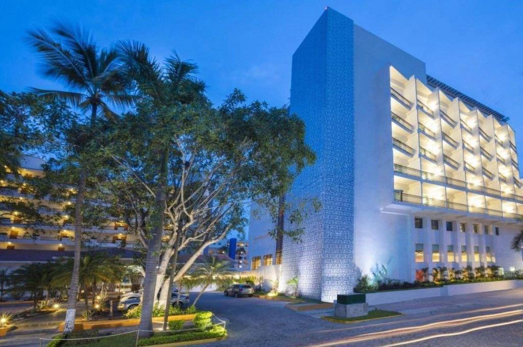 Crown Paradise Golden Puerto Vallarta: Property views