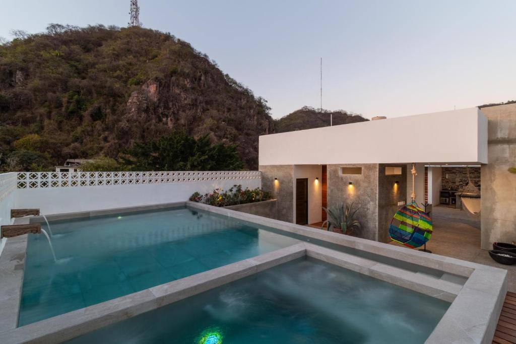 Cuale: Exterior view