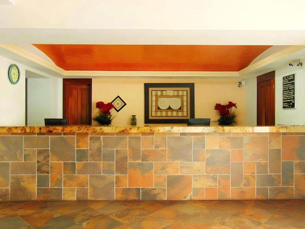 El Pescador Hotel: Property views