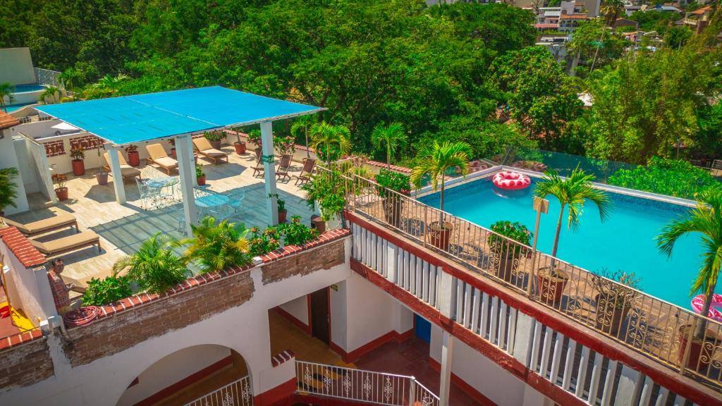 Encino Hotel: Swimming pool