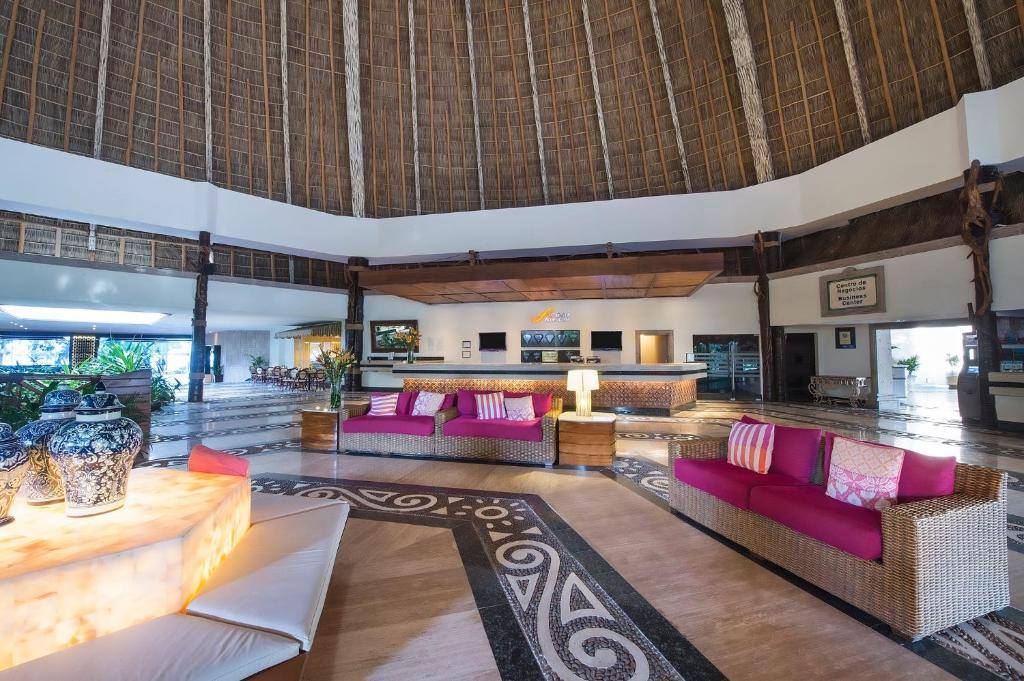 Fiesta Americana Puerto Vallarta All Inclusive & Spa: Lobby