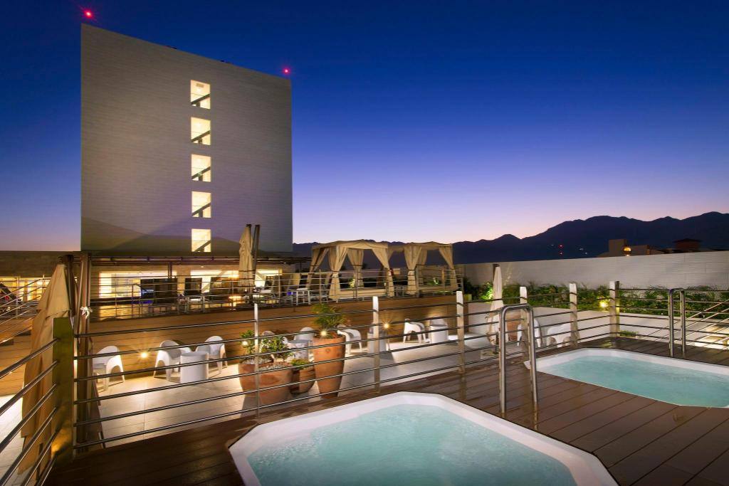 Fiesta Inn Puerto Vallarta Isla: Exterior view