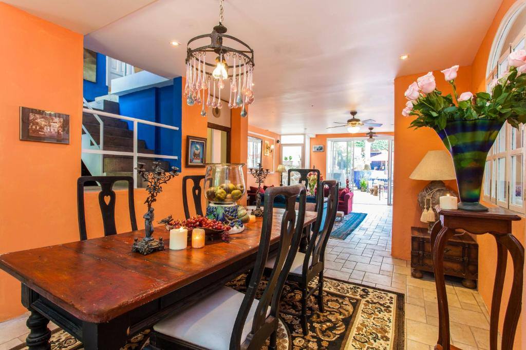 Garlands Del Rio Riverside Boutique Hotel: Facilities