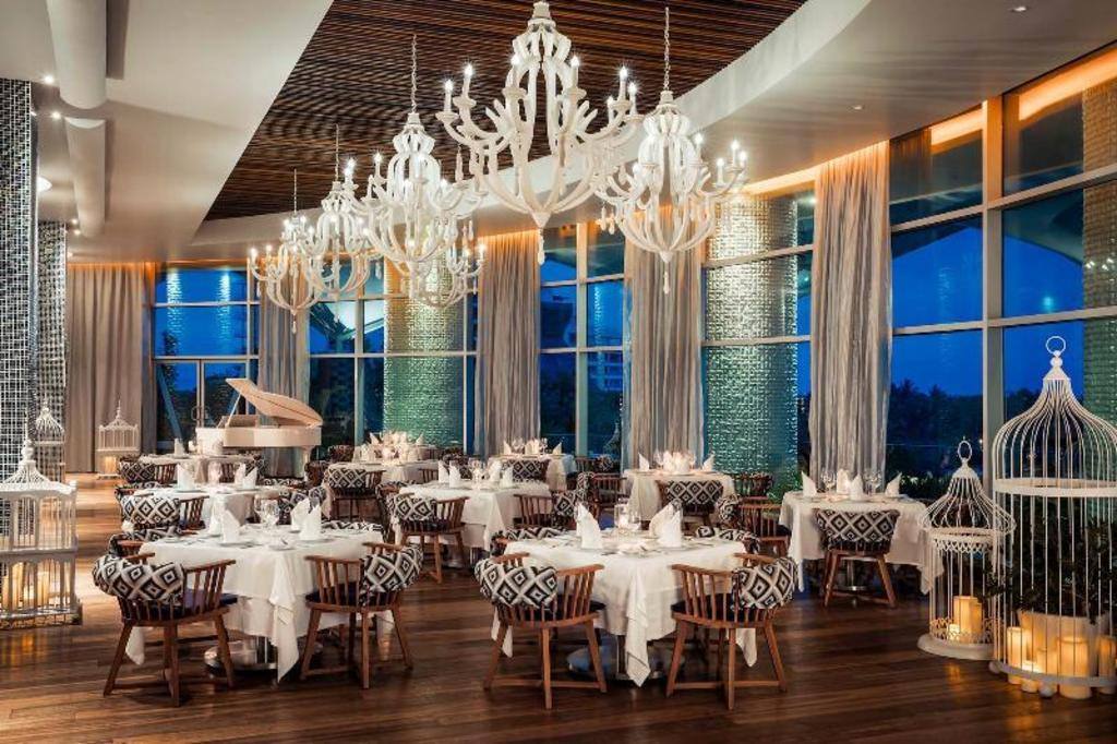 Grand Luxxe at Vidanta Nuevo Vallarta: Restaurant