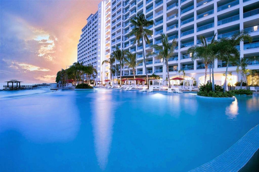 Hilton Puerto Vallarta Resort - All inclusive: Swimming pool [outdoor]