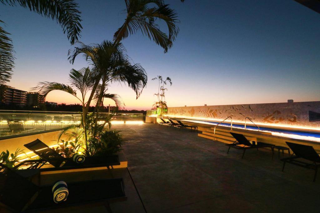Holiday Inn & Suites Puerto Vallarta Marina & Golf By IHG: Swimming pool