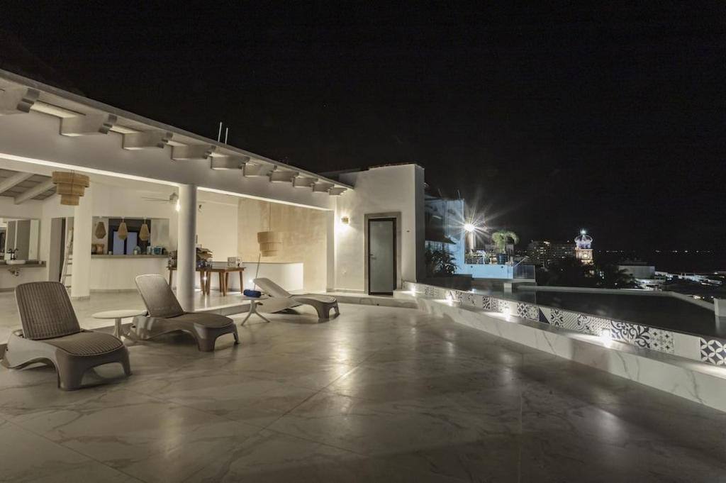 Hostal Vallarta Suites: Property views
