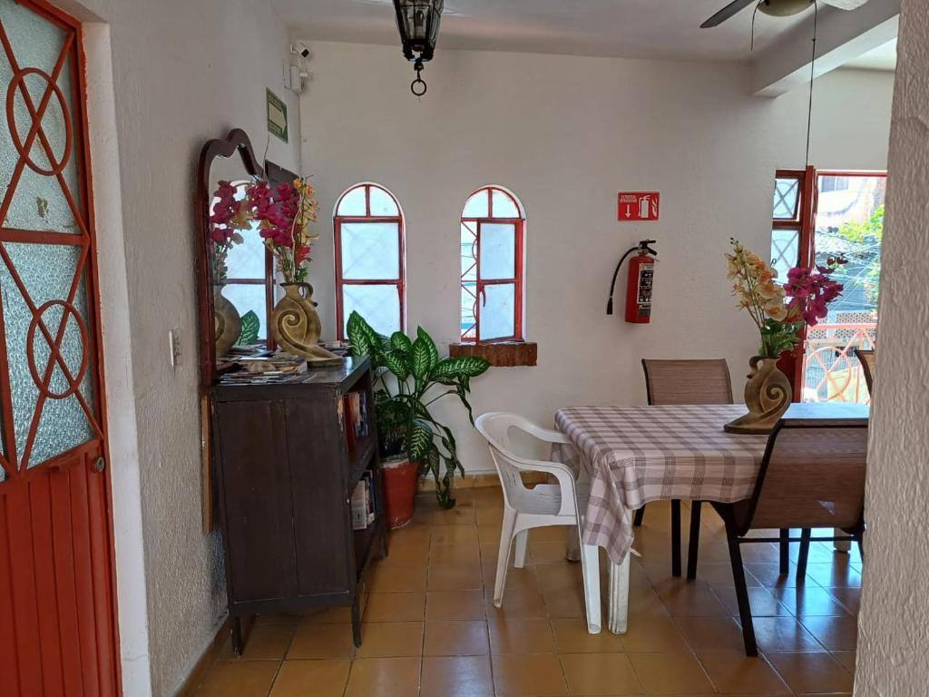 Hotel Ana Liz: Facilities