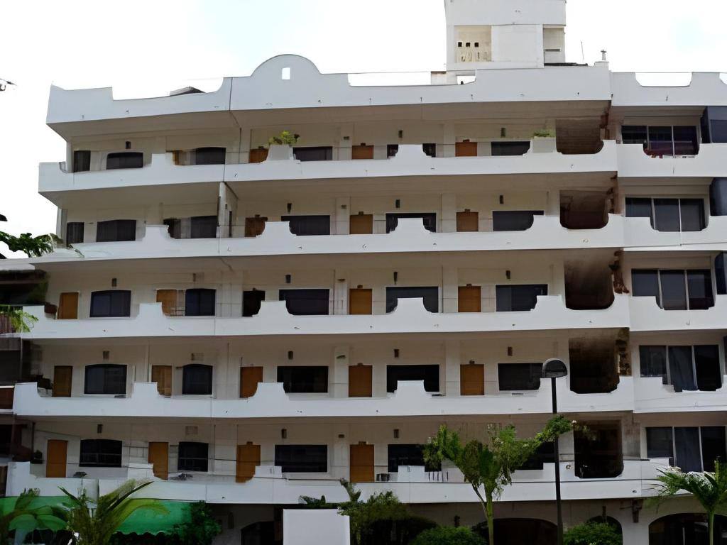 Hotel Eloísa: Exterior view