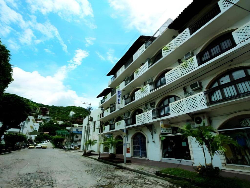 Hotel Hacienda de Vallarta Centro: Exterior view