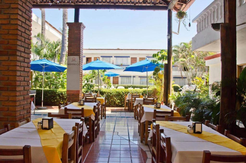Hotel Hacienda Vallarta Playa Las Glorias: On-site dining