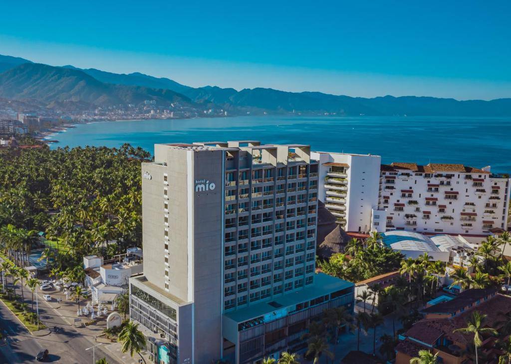 Hotel Mio Vallarta: Exterior view