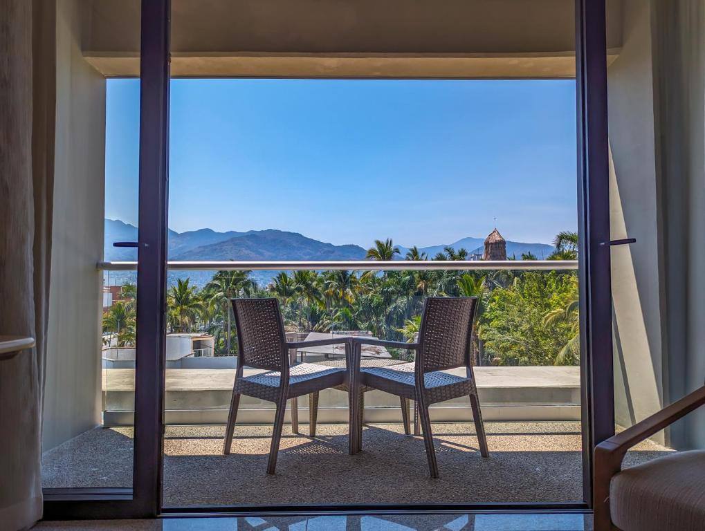 Hotel Mio Vallarta: View