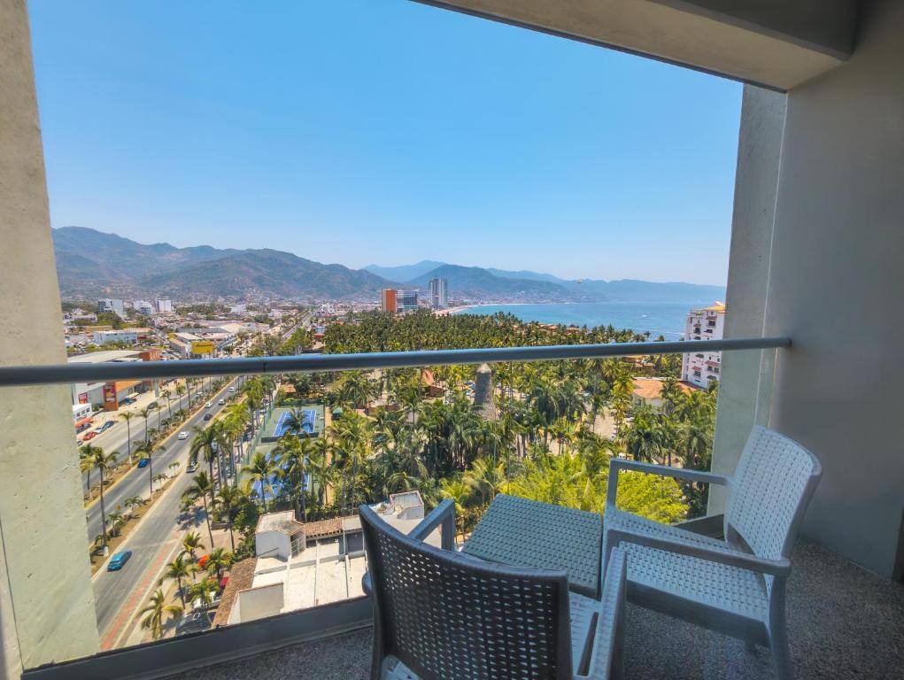 Hotel Mio Vallarta: View