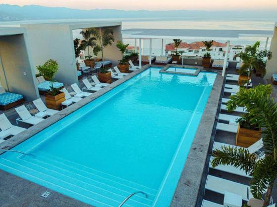 Hotel Mio Vallarta: Swimming pool