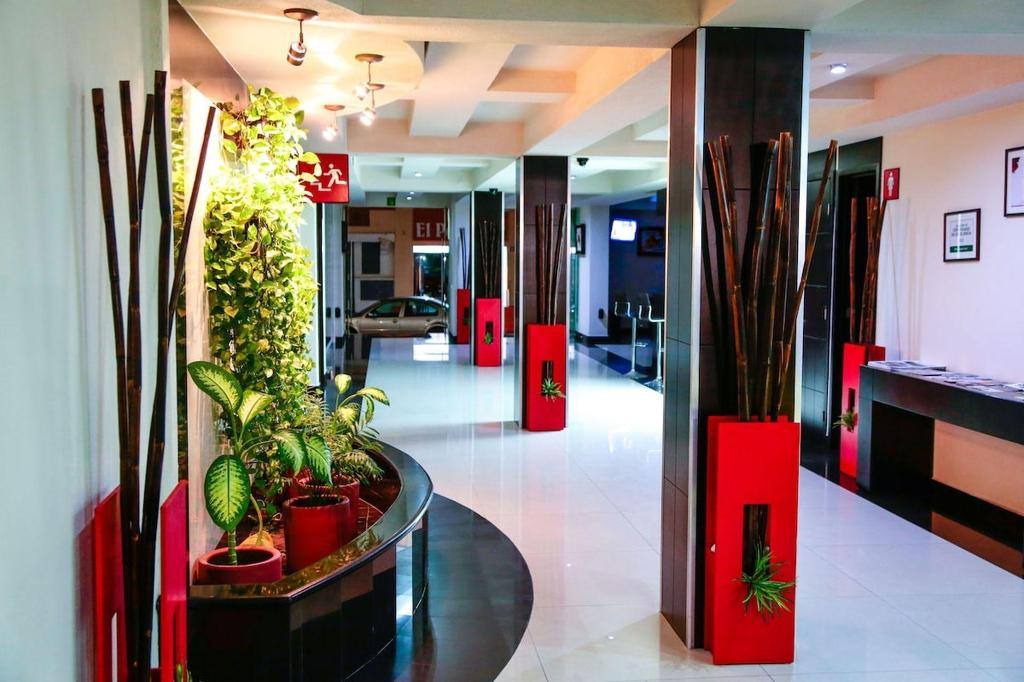 Hotel Portonovo Plaza Puerto Vallarta: Property views