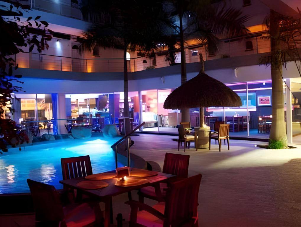 Hotel Rio Malecon Puerto Vallarta: Swimming pool
