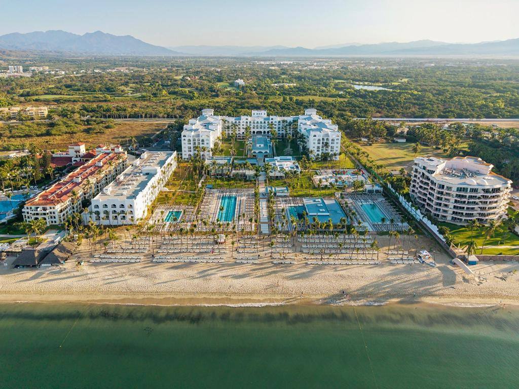 Hotel Riu Flamingos: Exterior view