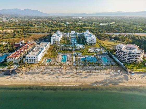 Hotel Riu Flamingos: Exterior view