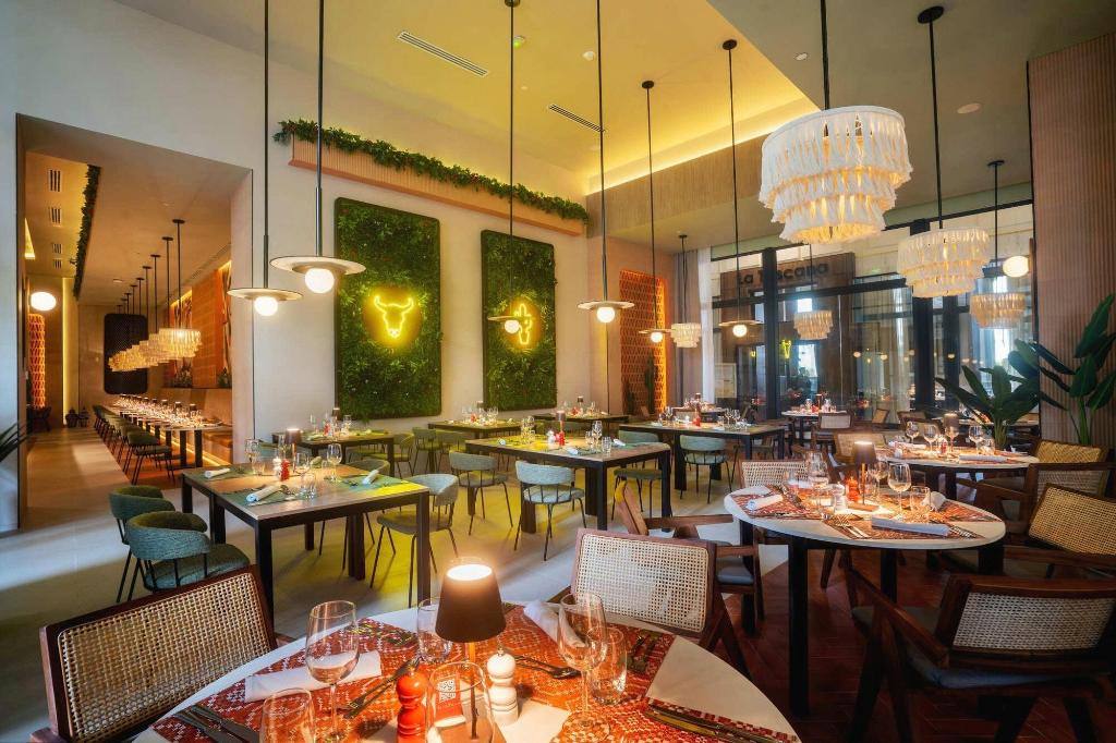 Hotel Riu Vallarta: Dining