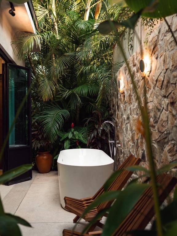 Hotel San Tropico: Bathroom