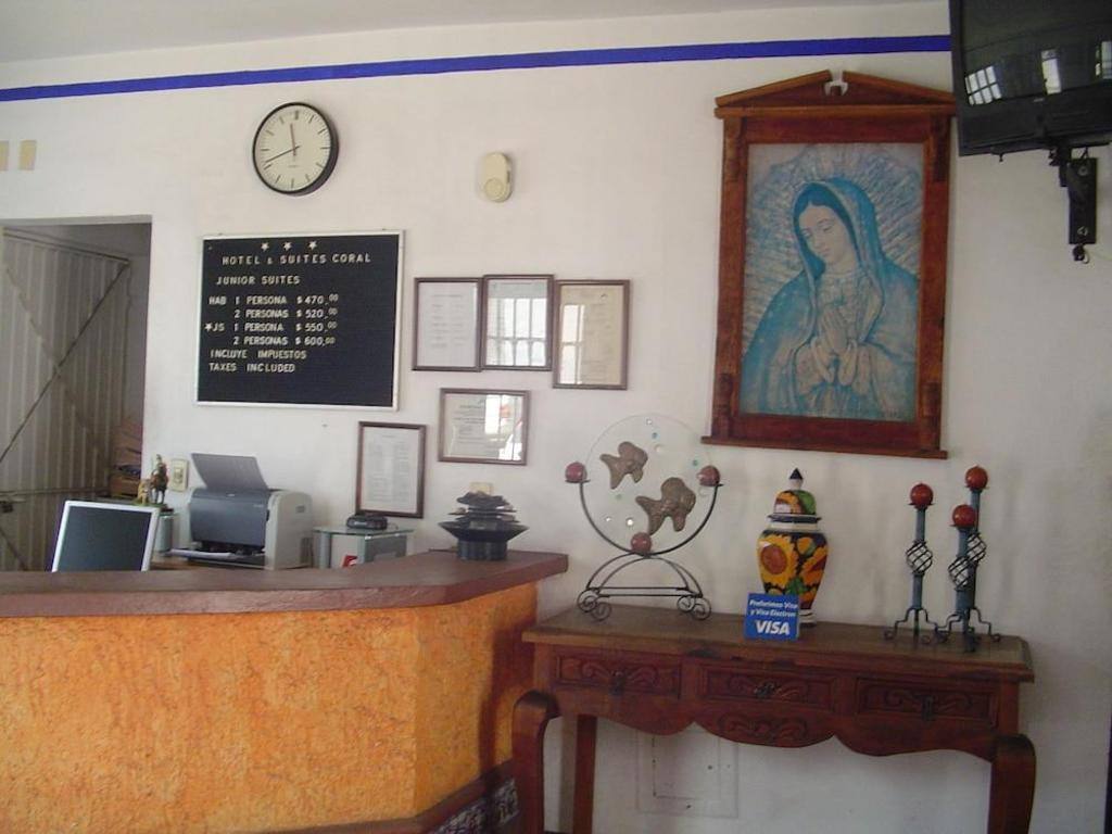Hotel Suites Coral: Property views