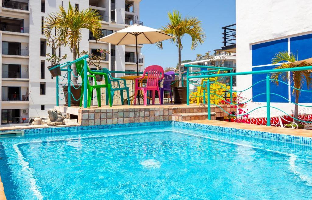 La Iguana Vallarta: Swimming pool
