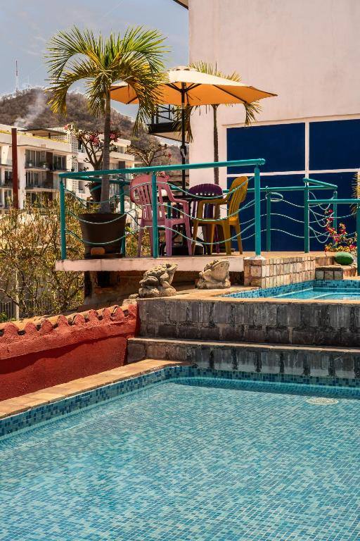 La Iguana Vallarta: Exterior view