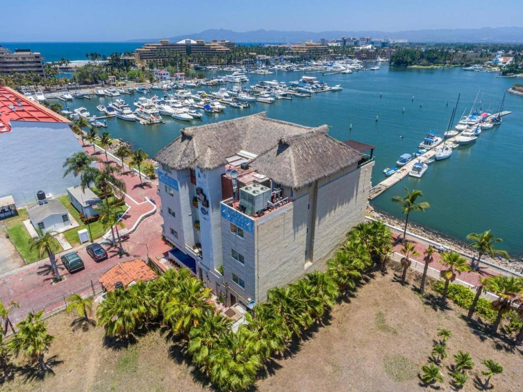 Marina Banderas Suites Hotel Boutique: Property views