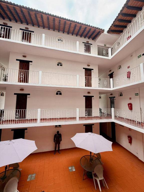 Marlyn Hotel: Property views