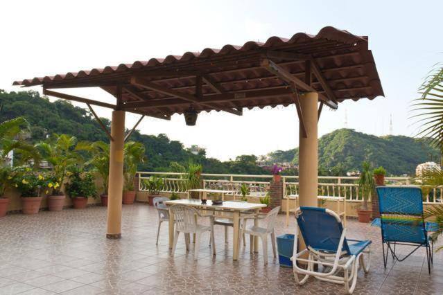 Oasis Hostel: Property views