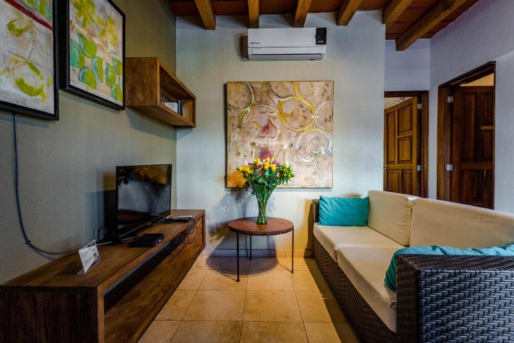 Olas Altas Suites: Facility photos