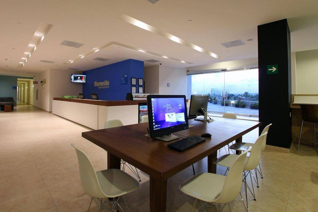 One Puerto Vallarta Aeropuerto: Facilities