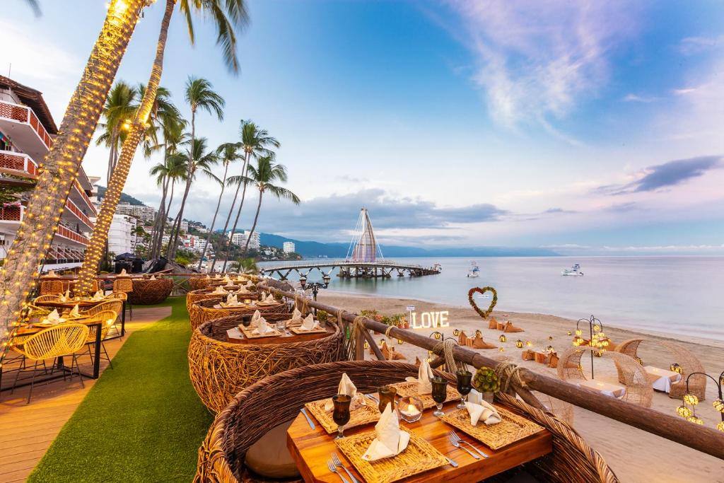 Playa Los Arcos Hotel Beach Resort & Spa: Restaurant