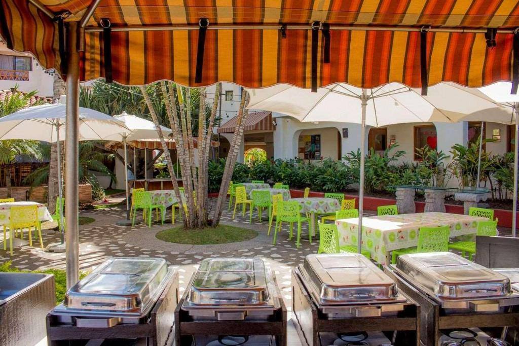 Plaza Pelícanos Grand Beach Resort: Restaurant