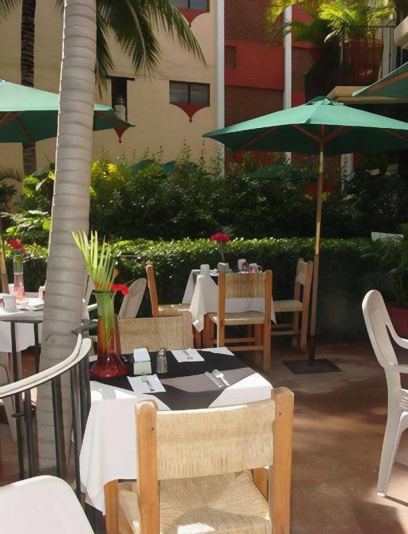 Puerto de Luna Pet Friendly & Family Suites: Dining