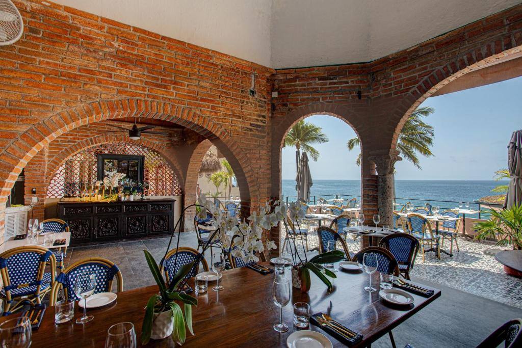 Quinta Maria Cortez Beach Hotel: Restaurant