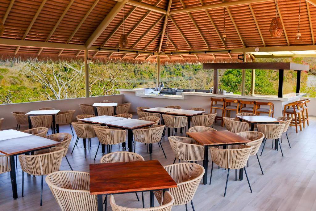 River Park Hotel: Banquet hall