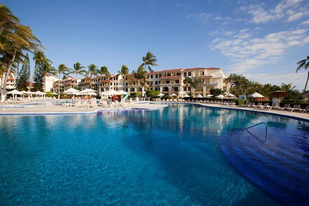 Samba Vallarta All Inclusive: Swimming pool