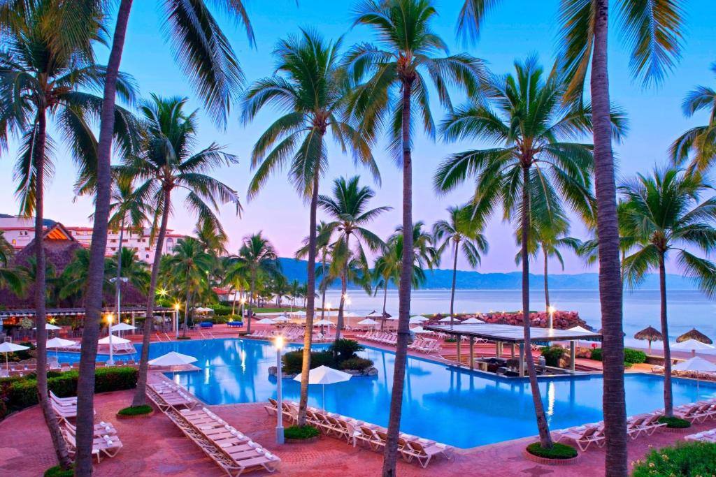 Sheraton Buganvilias Puerto Vallarta: Swimming pool