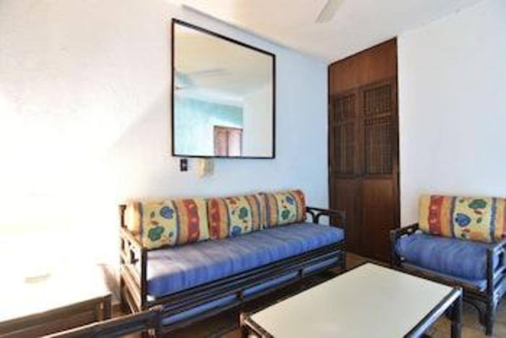 Soy Local Puerto Vallarta: Room photos
