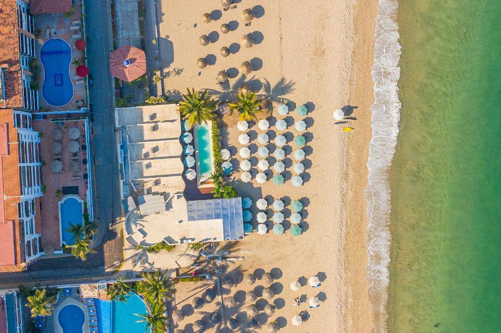 Suites at Sapphire Ocean Club: Exterior view