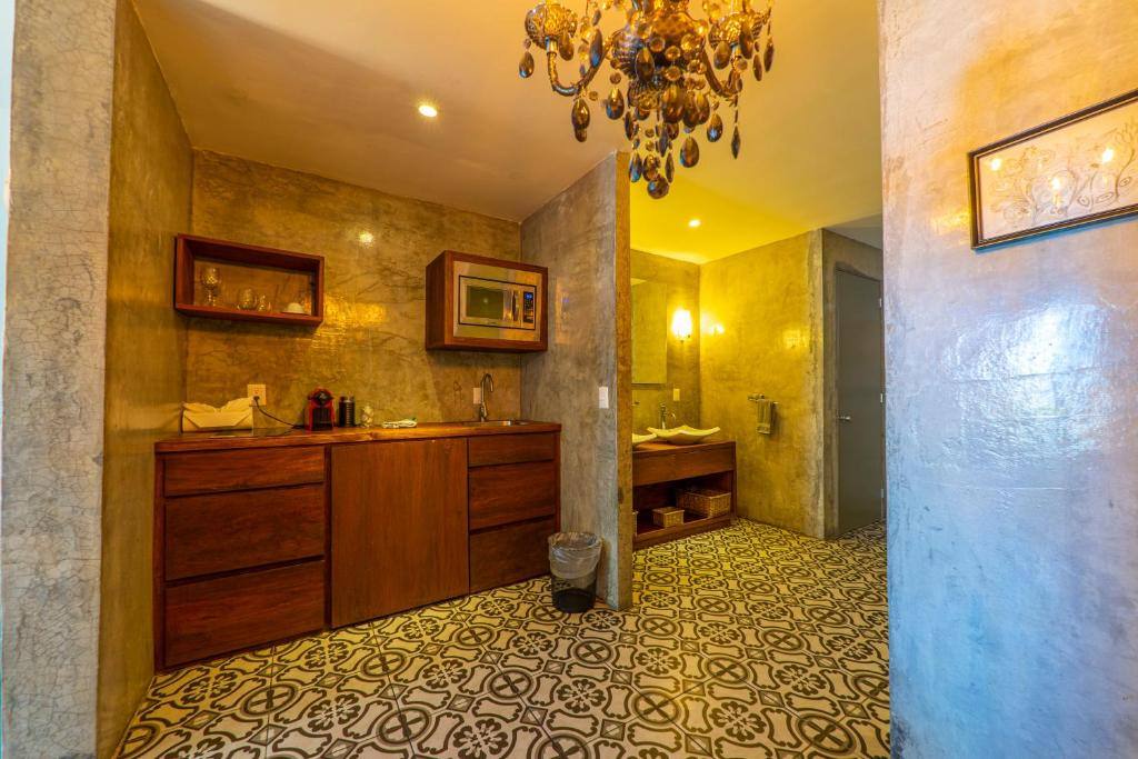 Suites at Sapphire Ocean Club: Property views