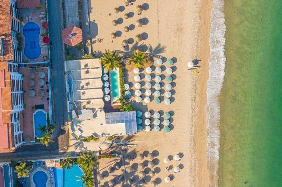 Suites at Sapphire Ocean Club: Exterior view